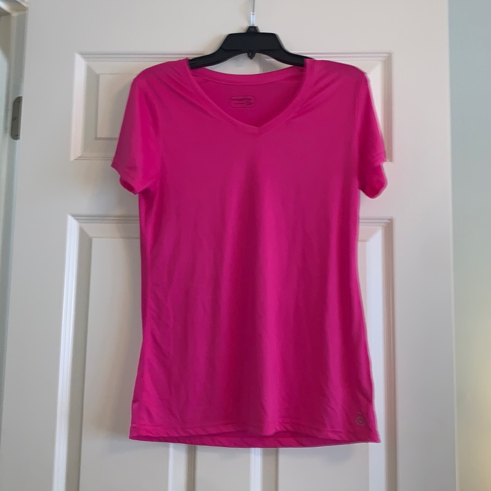 Pink short sleeve tee that’s dry fit material